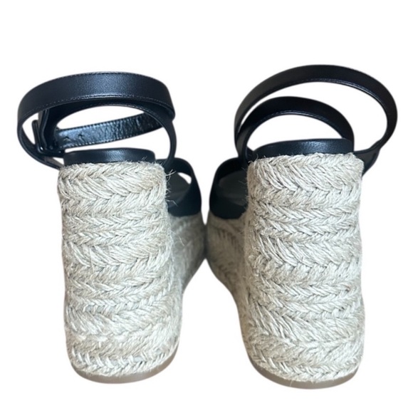 Christian Louboutin Mariza 130
black leather wedges RETAIL 945 - Picture 7 of 10